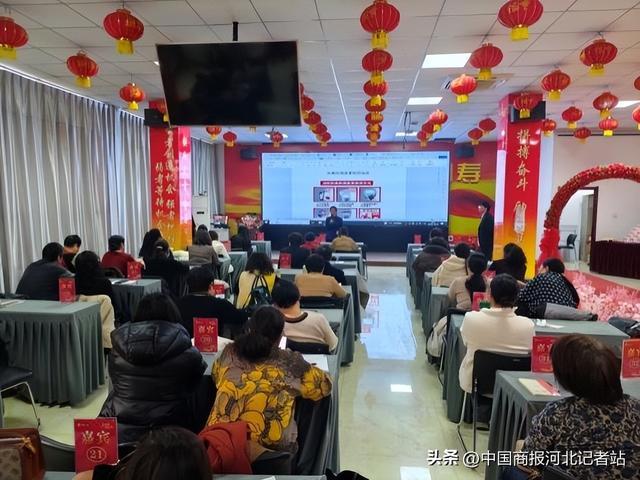 中国人寿文安支公司开展防毒防烟面罩与灭火器使用专项培训(图1)