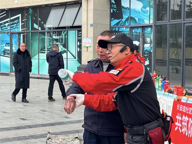 共筑防线·守护家园多小区消防应急综合演练活动(图4)