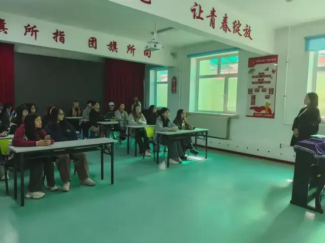 哈市香坊区建筑街道林园社区开展消防安全讲座(图1)