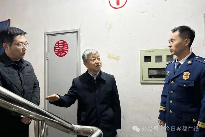 于乐以“四不两直”方式调研重点工作(图3)