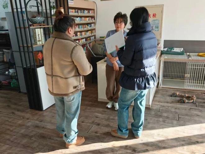 星空体育：文明实践助力居民平安过节(图1)