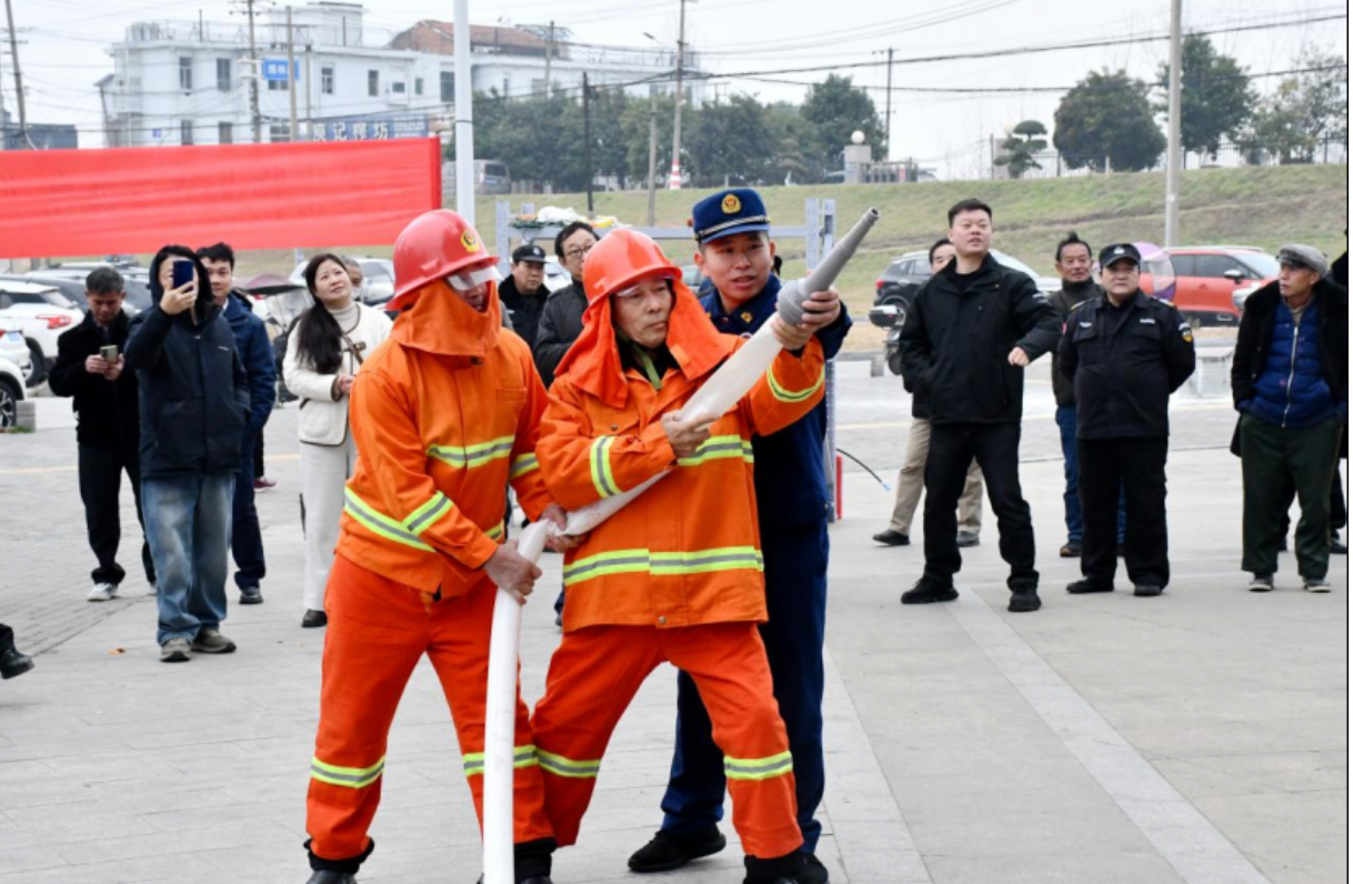 石首消防开展全市物业人员消防实战联动演练(图2)
