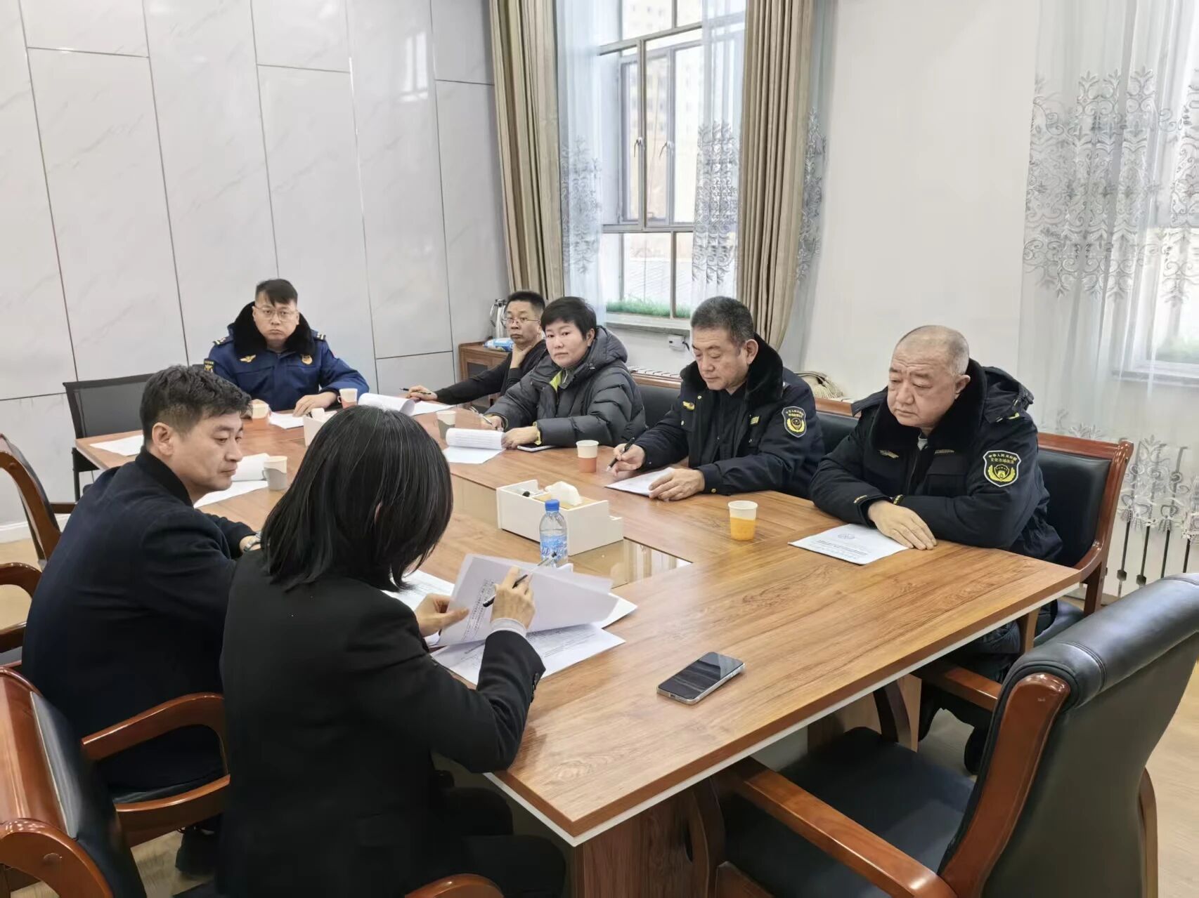 相关政策与措施实施情况(图2)