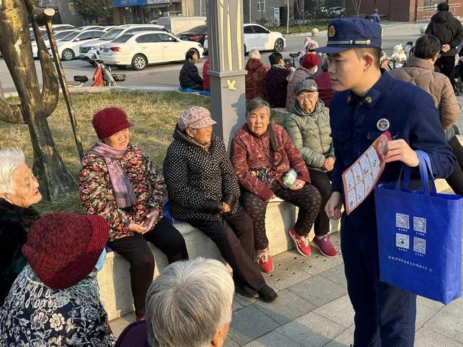 星空体育：筑牢安全防火线！盐湖高新区推动社区消防安全全覆盖(图2)