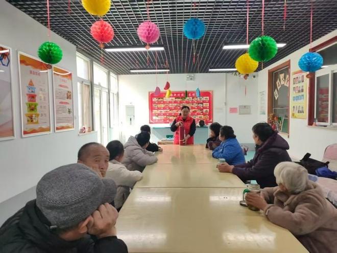 济南市市中区白马山如康家园开展灭火器使用讲座筑牢安全“防火墙”(图3)