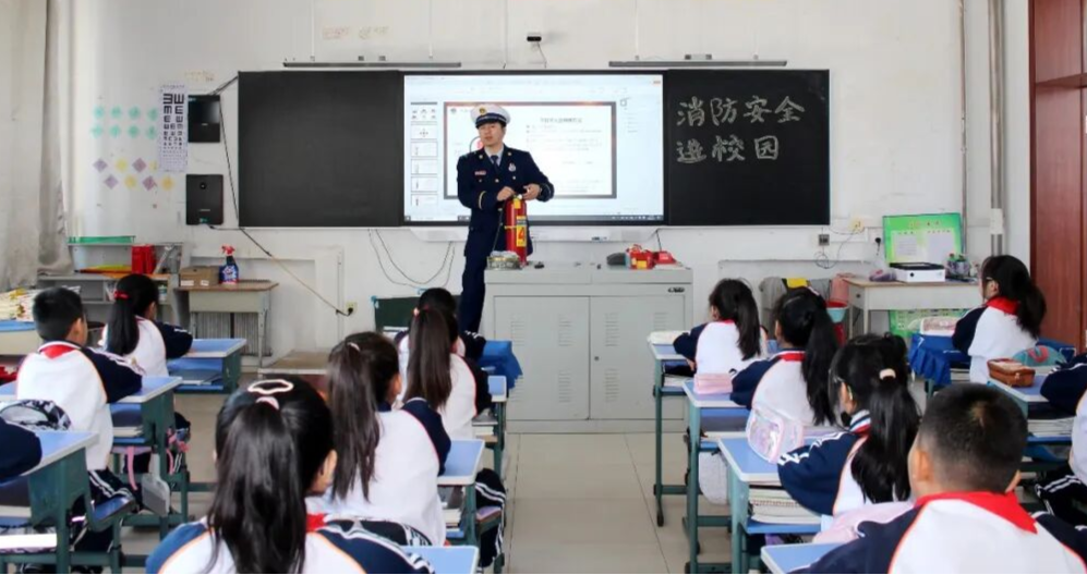 聚焦北大荒丨八五九农场：开学第一天宣讲消防安全(图1)