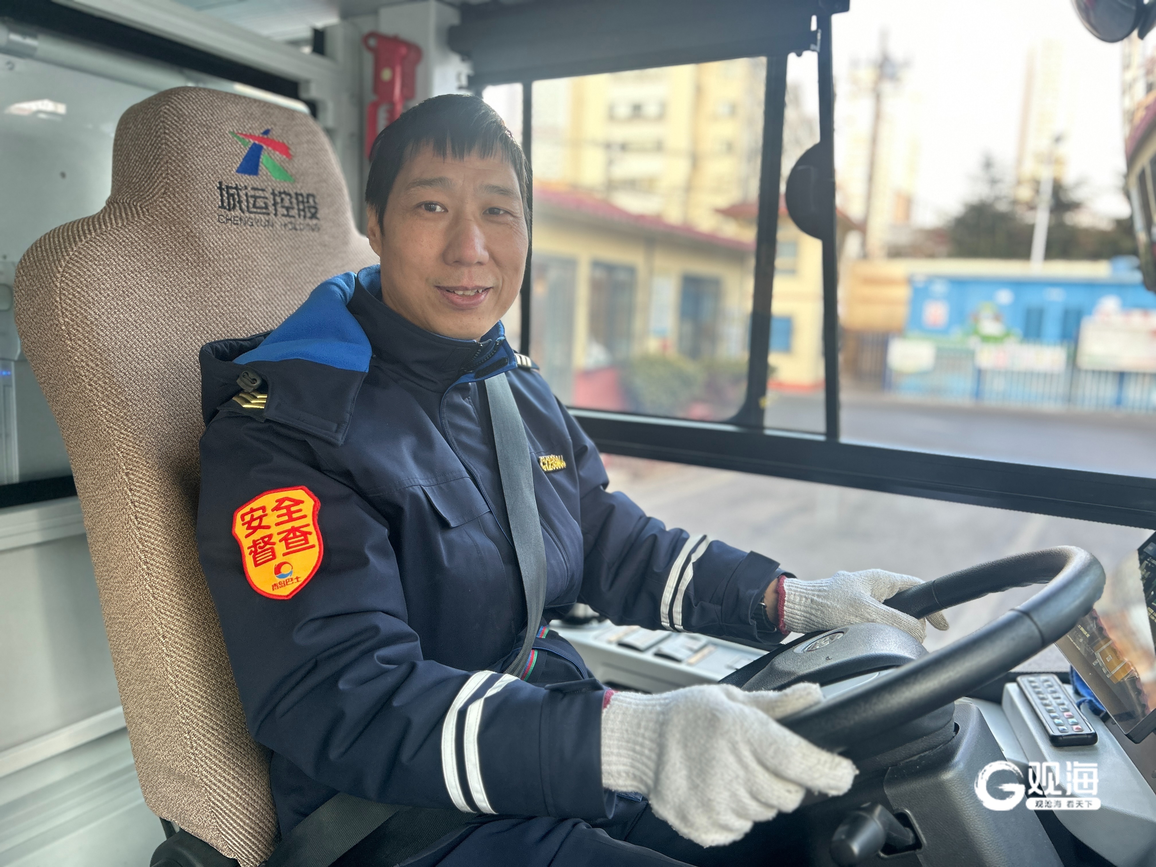 星空体育：安全运送乘客679万人次崂山巴士情暖春运路(图3)