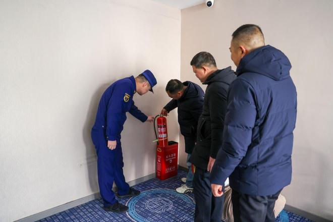 星空体育：荆门掇刀开展消防产品质量专项检查严把消防安全“源头关”(图5)