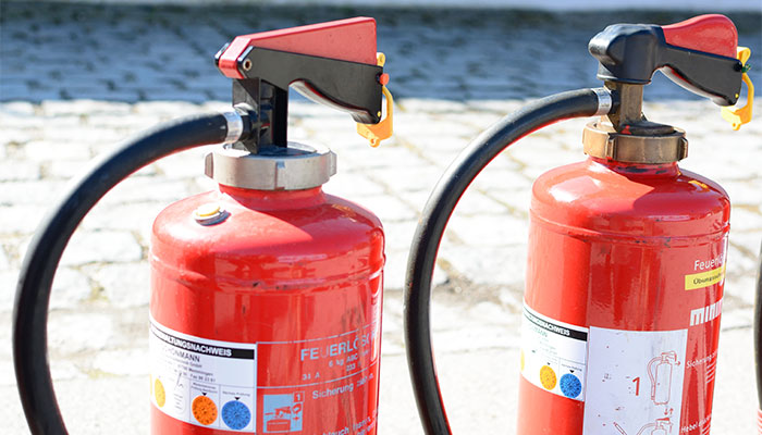 灭火器的使用五个步骤(图2)