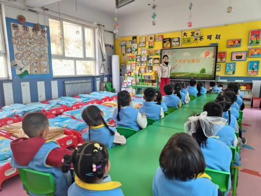 太原市晋源区姚村镇中心学校附属幼儿园：用安全教育为幼儿成长铺就温馨坦途(图3)