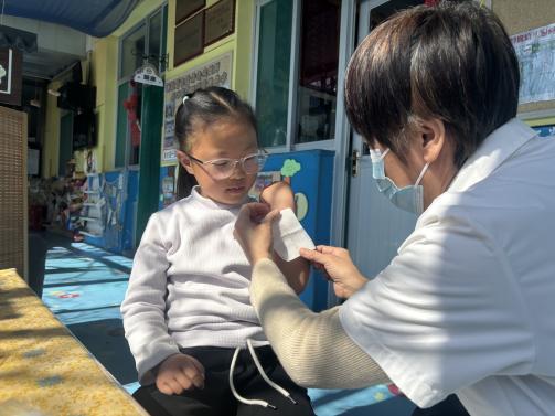 太原市晋源区姚村镇中心学校附属幼儿园：用安全教育为幼儿成长铺就温馨坦途(图9)