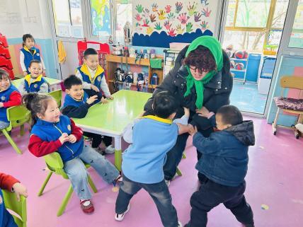 太原市晋源区姚村镇中心学校附属幼儿园：用安全教育为幼儿成长铺就温馨坦途(图8)