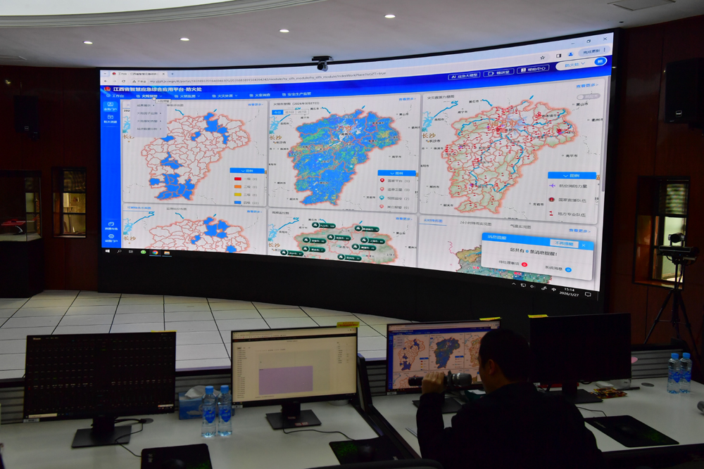 江西：从“空中尖兵”到“地面哨兵”的绿色守护(图2)