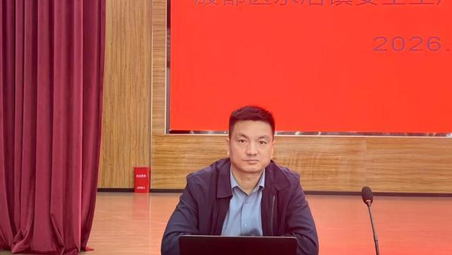 星空体育网站：安阳市殷都区水冶镇开展网格员消防安全培训(图2)