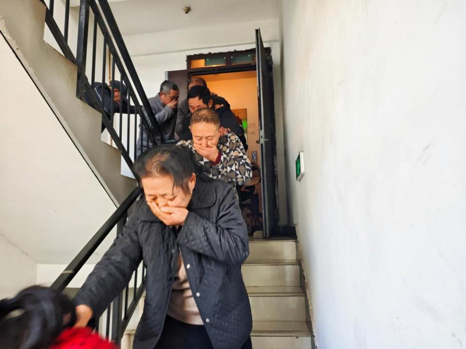 湖北随州织密高层住宅小区消防安全防线(图1)